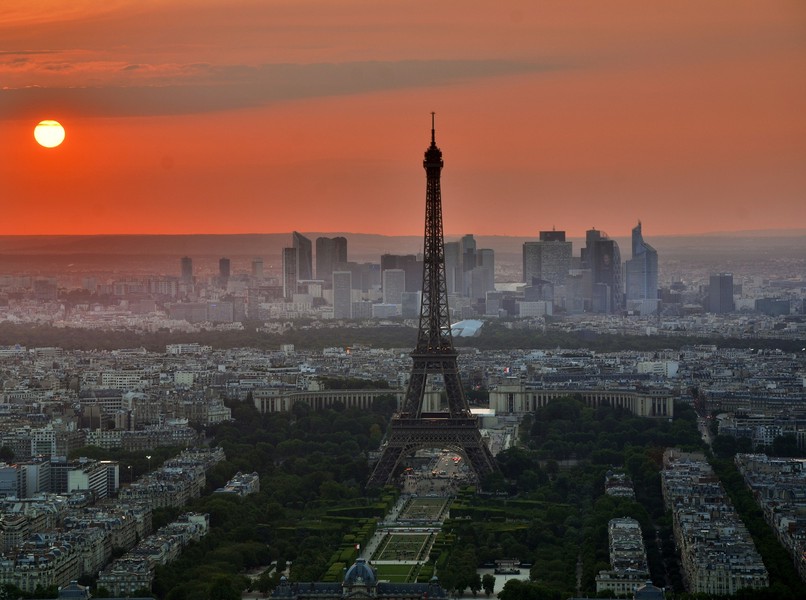 Campsite Eure et Loir France Centre : N'hésitez pas à vous rendre à Paris pendant votre séjour au camping