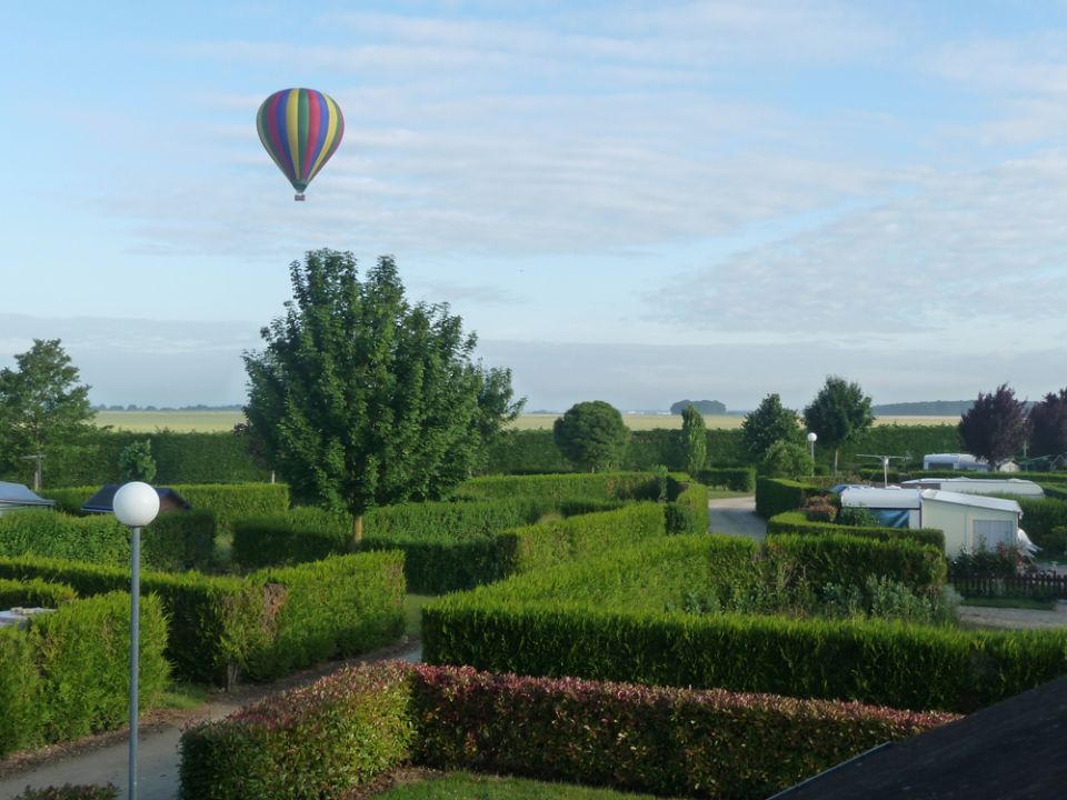 Campsite Eure et Loir France Centre : Découvrez la région vue du ciel à bord d'une montgolfière